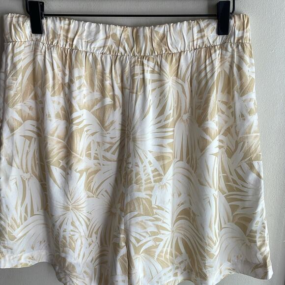 ANINE BING Candice Short in Hawaiian Print - Picture 12 of 16